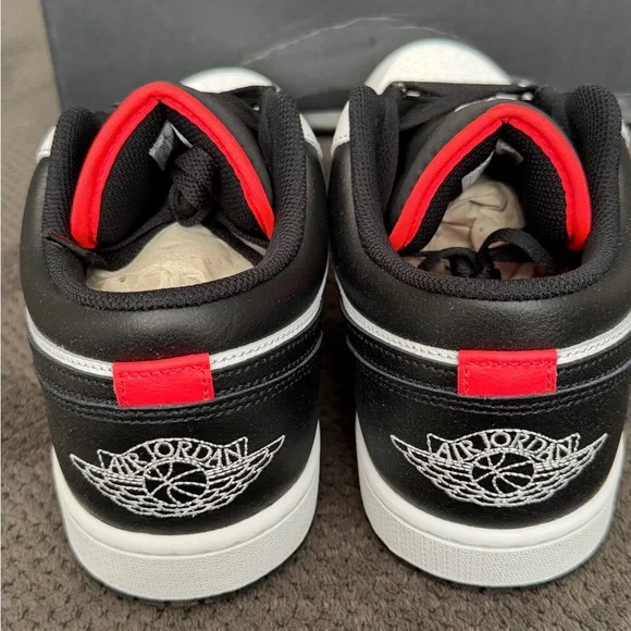 Jordan 1 low SE Infared size 12 - Picture 3 of 8